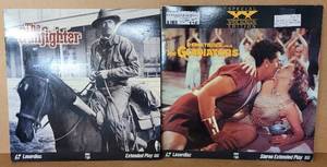 lot 116 image: 2 MOVIE LASERDISC RECORDS AS SHOWN.
