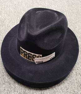 lot 151 image: LOT OF HATS IN STYLEDESIGN SHOWN.