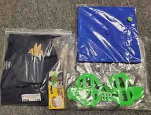 lot 154 image: CAPS, AA T-SHIRT AND MORE AS SHOWN.