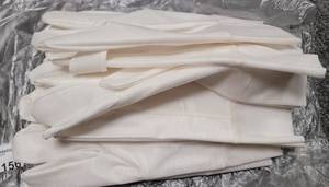 lot 156 image: LOT OF GLOVES IN STYLECOLOR SHOWN.