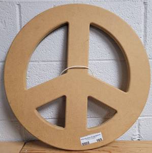 lot 165 image: PEACE SIGN WALL DECOR PIECE AS SHOWN.
