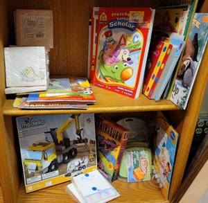 lot 232 image: LOT OF CHILDREN BOOKS, PARTY GOODS, MODEL TRUCK AND MORE AS SHOWN.