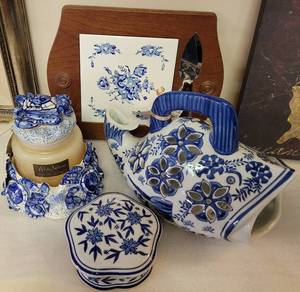 lot 266 image: CANDLE HOLDERS, TRINKET BOX AND MORE IN STYLESCOLORSDESIGN SHOWN.