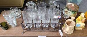 lot 274 image: LOT OF ASSORTED ITEMS INCLUDING GLASSES, METAL STAND, ICE BUCKET AND MORE AS SHOWN.