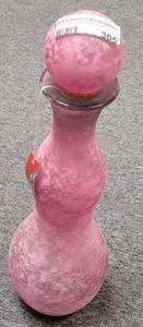 lot 305 image: LARGE GLASS FROSTED STYLE DECANTER AS SHOWN.