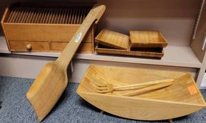 lot 313 image: VINTAGE 7 PC WOOD SALAD SET, VINTAGE WOOD BUTTER PADDLE WITH HODE ON THE END, WOOD DESK MAIL ORGANIZER AS SHOWN.