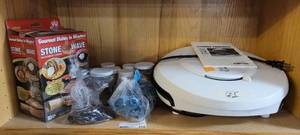 lot 316 image: GEORGE FOREMAN GRILL, STONEWAVE MICROWAVE COOKER, SHAKERS, AND MORE AS SHOWN.
