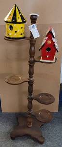lot 319 image: VINTAGE WOODEN PLANT STAND PLUS TWO BIRD HOUSES AS SHOWN.