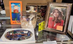 lot 331 image: GODINGER SILVERPLATED FRAME, FISHERMAN WALL  HANGING DECOR AND MORE AS SHOWN.