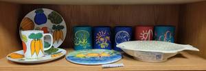 lot 335 image: FITZ AND FLOYD FISH SHAPED SERVING PLATTER, HANDPAINTED TRIVET, KOOZIES, VEGETABLE THEMED DISHES AS SHOWN.