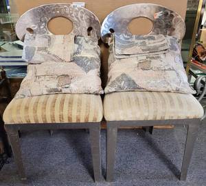 lot 342 image: 2 HEAVY POLISHED METAL CHAIRS WITH UPHOLSTERED SEATS AND CUSHIONS AS SHOWN.
