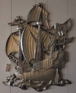 lot 352 image: VINTAGE 1958 HOMCO CLIPPER SHIP WALL ART AS SHOWN.