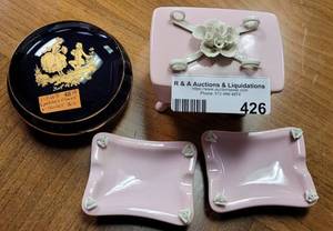 lot 426 image: LIMOGES FRANCE 4 TRINKET BOX WITH LID AND UCAG CO. CHINA (OCCUPIED JAPAN) LIDDED TRINKET WITH TRAYS AS SHOWN.