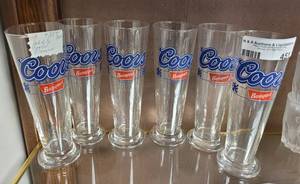 lot 451 image: SET OF 6 VINTAGE COORS BANQUET PILSNER GLASSES AS SHOWN.