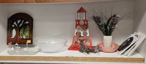 lot 465 image: HAND PAINTING GLASS WINDOW ART HANGINGS, SWAN LETTER HOLDER, BUSINESS CARD HOLDER, AND MORE AS SHOWN.