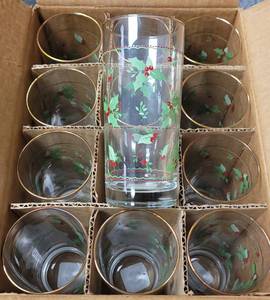 lot 480 image: BOX OF 12 LIBBY CHRISTMAS GLASSES 817CD AS SHOWN.