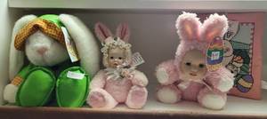 lot 487 image: LOT OF PLUSH BUNNIES INCLUDING SNELL PORCELAIN FACED AND MORE AS SHOWN.