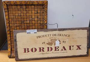 lot 509 image: WOOVEN STYLE WITH WOOD BASE TRAY AND WALL DECOR FRAME AS SHOWN.