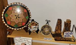 lot 519 image: VINTAGE OLIVE WOOD SET (ISRAEL), VINTAGE INLAID WOOD STYLE -SPAIN TRAY AND COASTERS, AND MORE AS SHOWN.