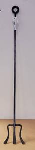 lot 589 image: VINTAGE WROUGHT IRON FORK IN STYLE SHOWN.