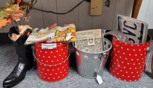 lot 606 image: VINTAGE TEA SACKS, TIN CONTAINERS, LICENSE PLATES, AND MORE AS SHOWN.