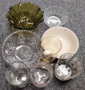 lot 619 image: BOWLS, CUPS AND MORE AS SHOWN.