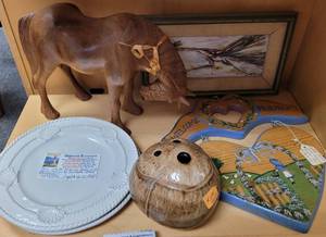 lot 625 image: CERAMIC PLATES, WOODEN CARVED UNICORN, WOOD WALL SIGN AND MORE AS SHOWN.