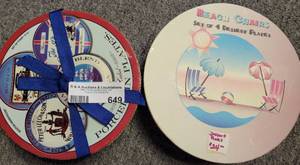 lot 649 image: 2 SETS OF DESSERT PLATES IN ORIGINAL ROUND BOXES IN STYLESTHEME AS SHOWN.