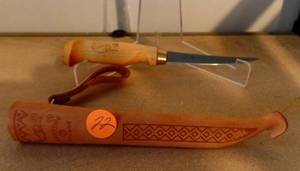 lot 22 image: Rapala Flf6 Fillet Knife with Leather Sheath