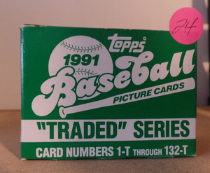 lot 24 image: 1991 TOPPS COMPLETE 132 CARD TRADED BASEBALL SET
