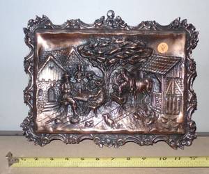 lot 62 image: VINTAGE COPPER WALL HANGER - COLONIAL THEME