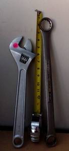 lot 69 image: LARGE WRENCHES AS SHOWN