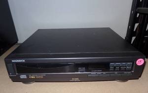 lot 85 image: MagnavoxPhilips Vintage AK601p BK01 CD Player w 16 Bit DA & 4X Oversampling