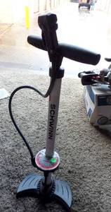lot 88 image: SCHWINN BICYCLE PUMP