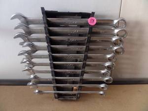 lot 109 image: FULL SET HUSKY COMBINATION WRENCHES
