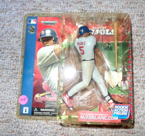 lot 145 image: MCFARLANE FIGURE - ST LOUIS CARDINALS ALBERT PUJOLS