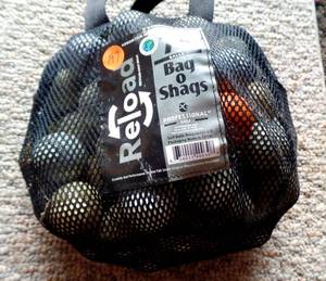lot 196 image: LARGE BAG OF GOLF BALLS - APPEARED UNUSED