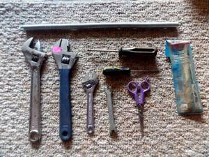 lot 204 image: ASSORTED TOOL LOT