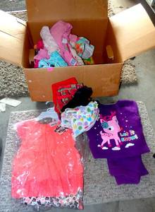 lot 210 image: NICE ASSORTMENT OF FEMALE CHILD CLOTHING - APPEARS BOTH NEW AND USED