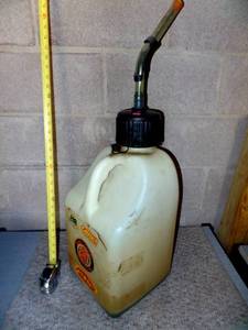 lot 236 image: LARGE FUEL CONTAINER - USED FOR MOTORCROSS RACING