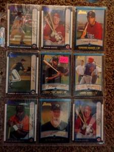 lot 241 image: ASSORTED LOT OF BASEBALL CARDS