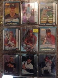 lot 242 image: ASSORTED LOT OF BASEBALL CARDS
