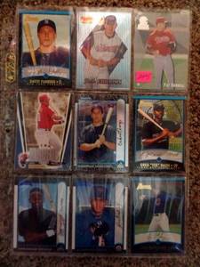lot 245 image: ASSORTED LOT OF BASEBALL CARDS