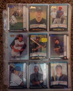 lot 252 image: ASSORTED LOT OF BASEBALL CARDS
