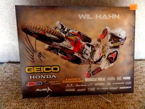 lot 298 image: WIL HAHN AUTHENTIC AUTOGRAPHED PRINT - APPROX 8 X 12