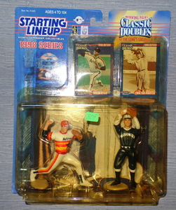 lot 309 image: NOLAN RYAN & WALTER JOHNSON - SLU 1999 Kenner STARTING LINEUP Classic Doubles