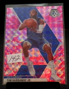 lot 142 image: 201920 MOSAIC TIM HARDAWAY JR PINK PARALLEL