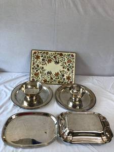 lot 51 image: Assorted Serving Dishes