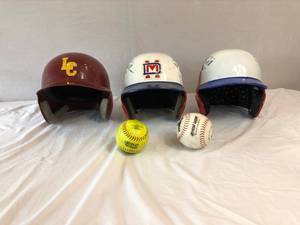 lot 66 image: Baseball helments