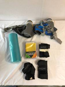 lot 72 image: Miscellaneous training equipment
